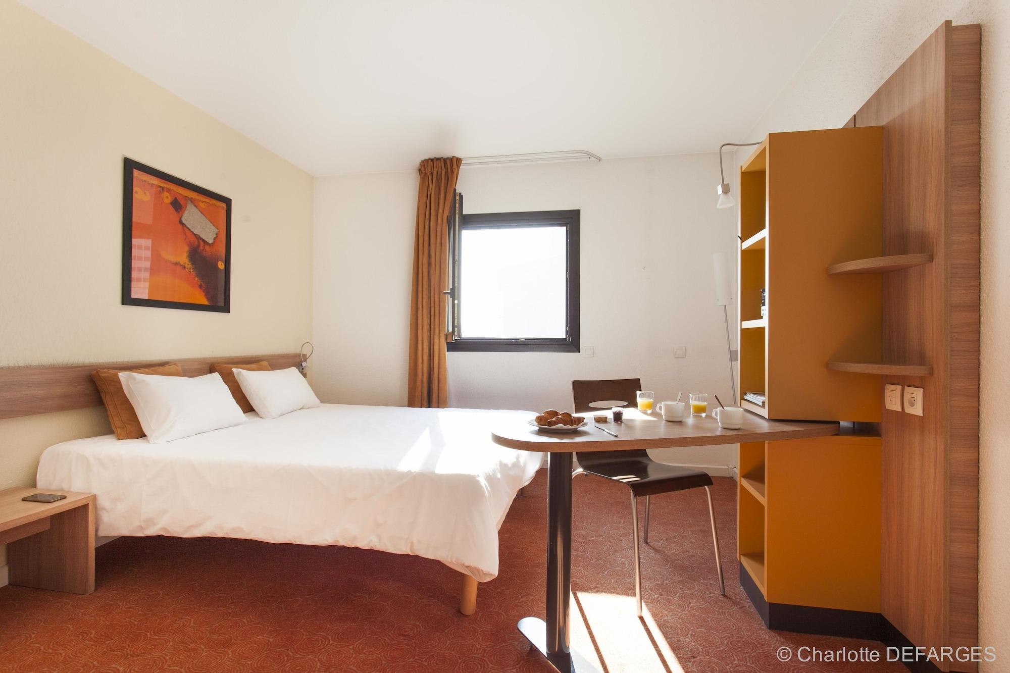 Canal Suites ป็องแต็ง ภายนอก รูปภาพ
